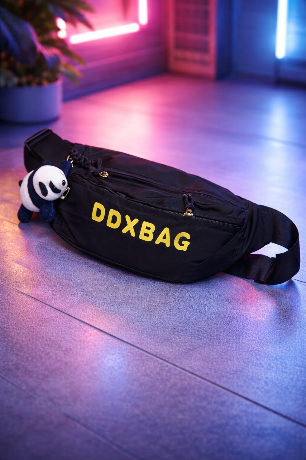 PANDA WAIST HUG BAG