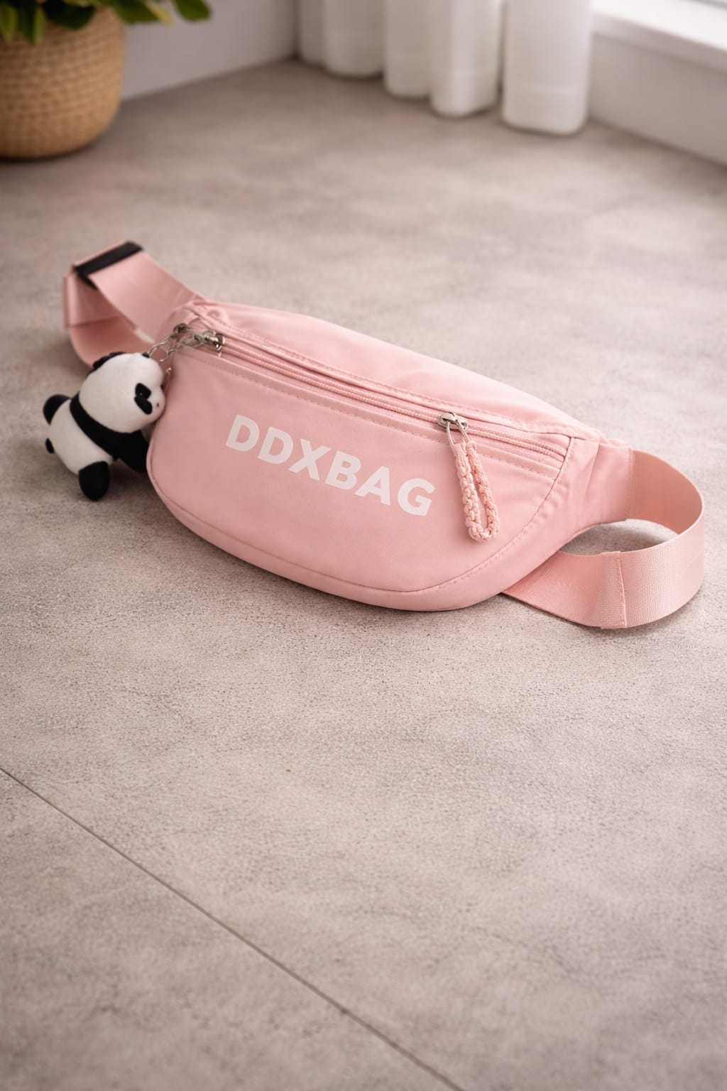 PANDA WAIST HUG BAG