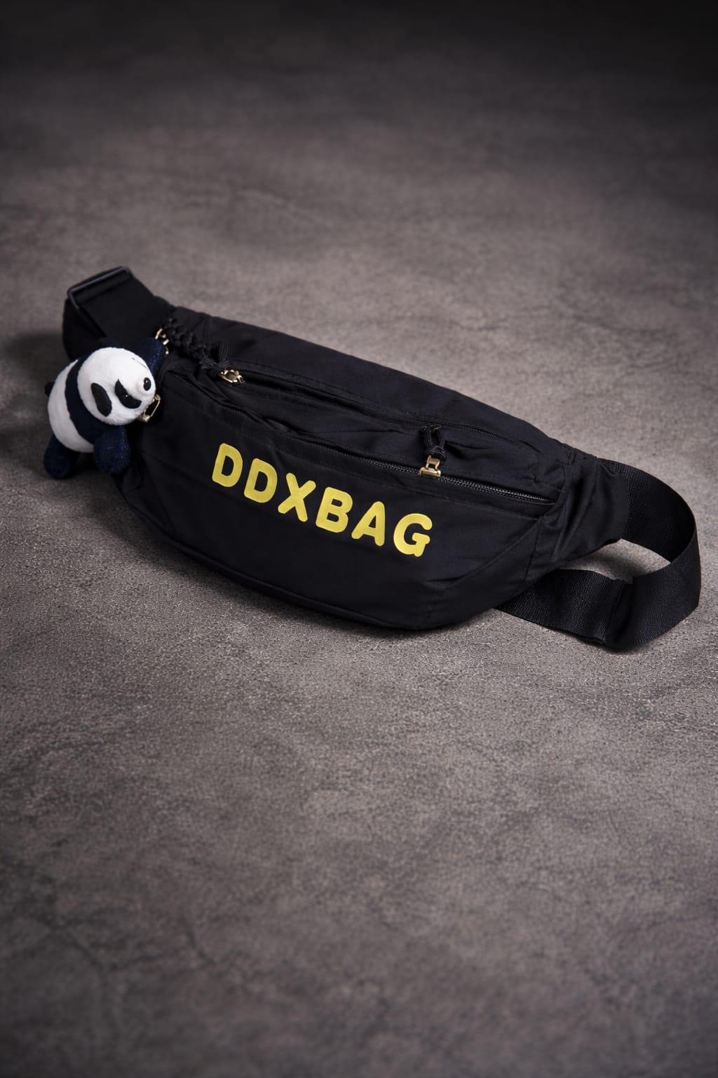 PANDA WAIST HUG BAG